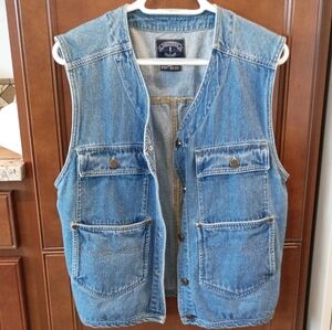 Jean Vest